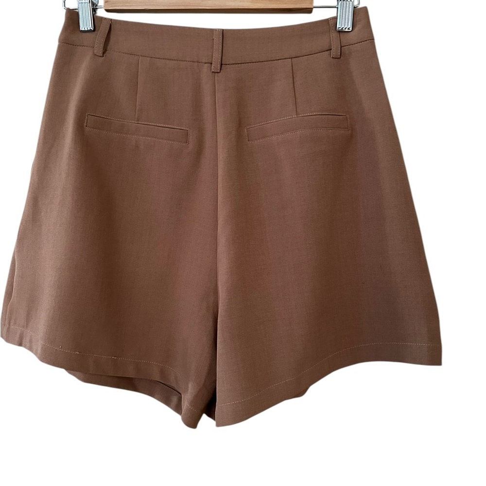 Commense Casual Mid Waisted Shorts, Without Belt, Size M - Picture 3 of 5